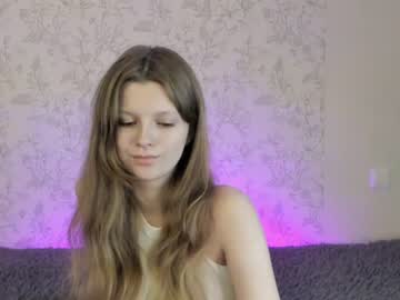 girl alainaestrada image #5533628