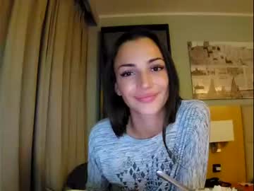 girl toocutetohandle image #2664520