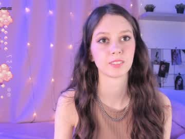 girl alliesmiths image #2610669