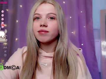 girl small_blondee image #3334798