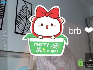 girl small_blondee image #3412973