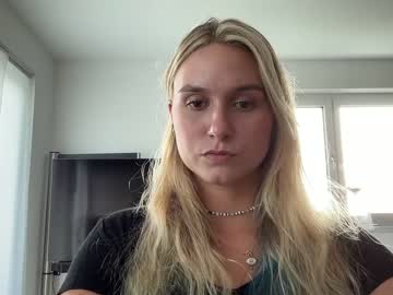 girl sarahsapling image #5347371