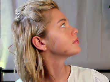 girl dollorrie image #2257046
