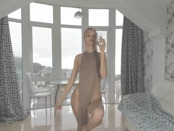 girl infinite_reality image #1592621