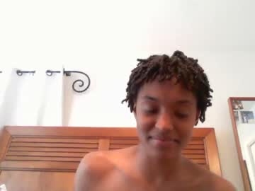 tayy22k sex webcam