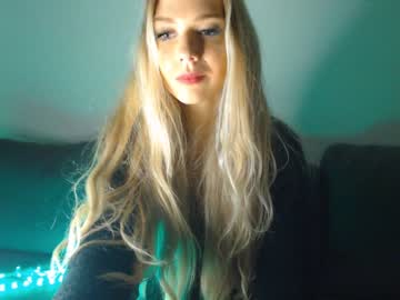 girl pervyblonde image #975957