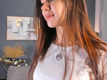 girl araflynt image #6977440