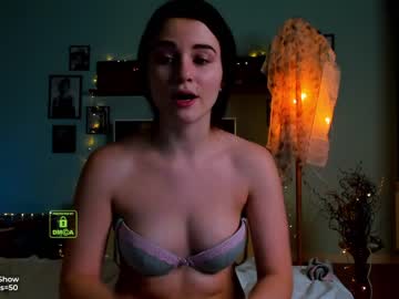 girl demurelixir image #3403390