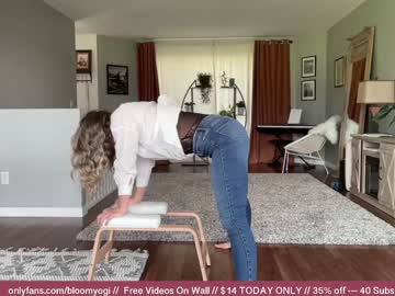 girl bloomyogi image #1867972