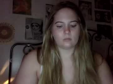 girl meganxoxo60532 image #4092240