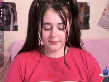 girl emilia_me image #1694204