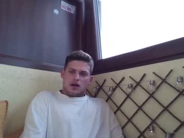 man roberto_twink1 image #4451402