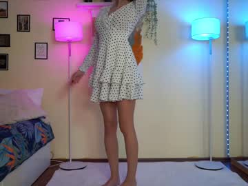 girl emma_land image #3025767