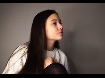 girl emilybatee image #5879077