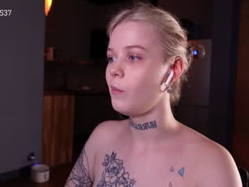 girl tendertainted image #2790204