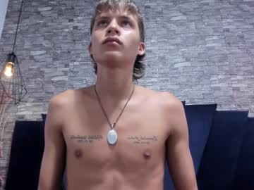 man mono_blonde image #7032466