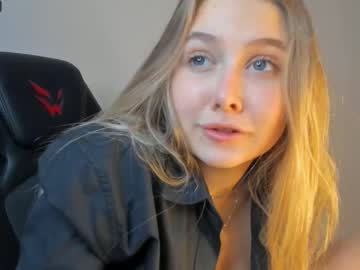girl pewdieevaa image #5150105