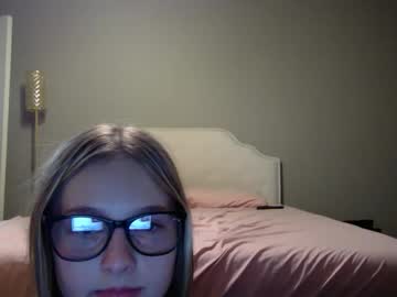 girl lilly_starrr image #6980044