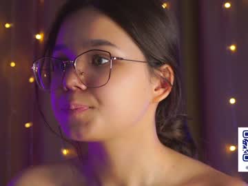 girl helenmoors image #4763299