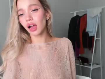girl honeybae3 image #2267957
