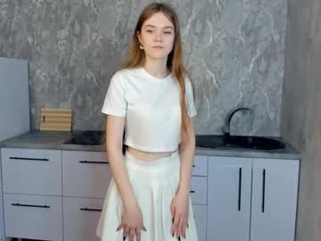girl daisycoatsworth image #6942466