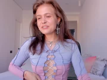 girl adriana_hill image #2088452