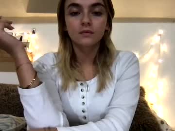 girl madyylovee image #2936597