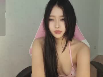 girl yenii_mai image #17705