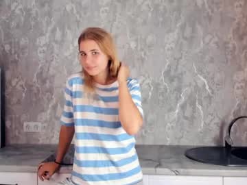 gillianengelby sex webcam