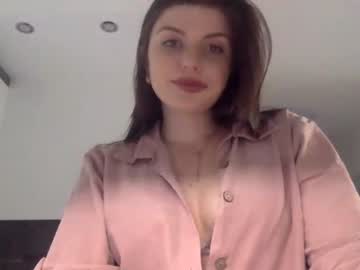 girl pamela_mara image #6875537