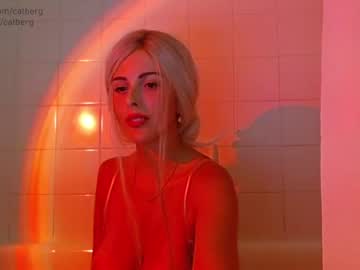 girl catberg image #2957077