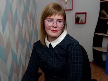 girl candisechristal image #2145301