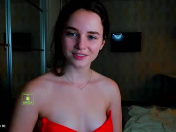 girl demurelixir image #2815700