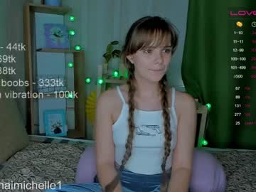 girl maimichelle image #2159224