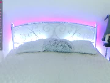 girl hatti_moor image #1076004