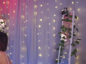 girl helenmoors image #5303880