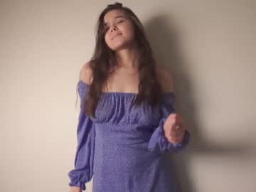 girl helenmoors image #3960848