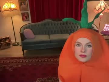 girl bigredcarrott image #4907516