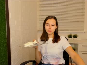 girl carolineprise image #644989