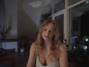 girl chillwithkira image #962332