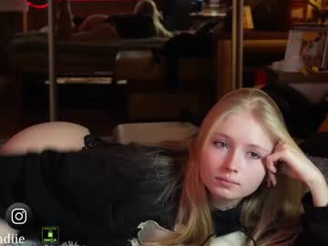 girl bestblondiiecb image #5695588