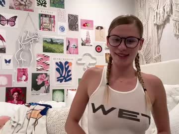 girl babykittykat444 image #6462775