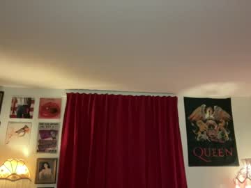 girl bigredcarrott image #4979235