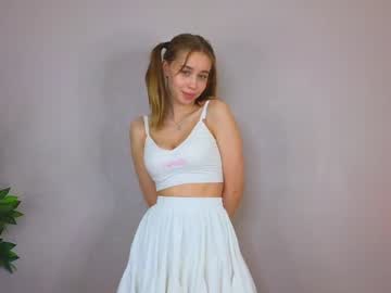 girl mialullaby image #6996740