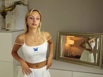 girl darlinechapel image #6970080