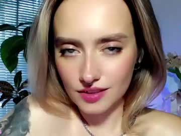 girl _yvie_ image #2433235