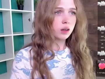 girl small_blondee image #2080889