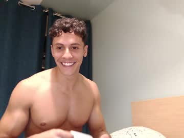 frenchiefit sex webcam