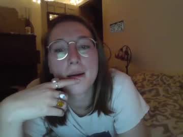 girl titfortatkat image #965490