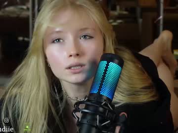 girl bestblondiiecb image #6296565